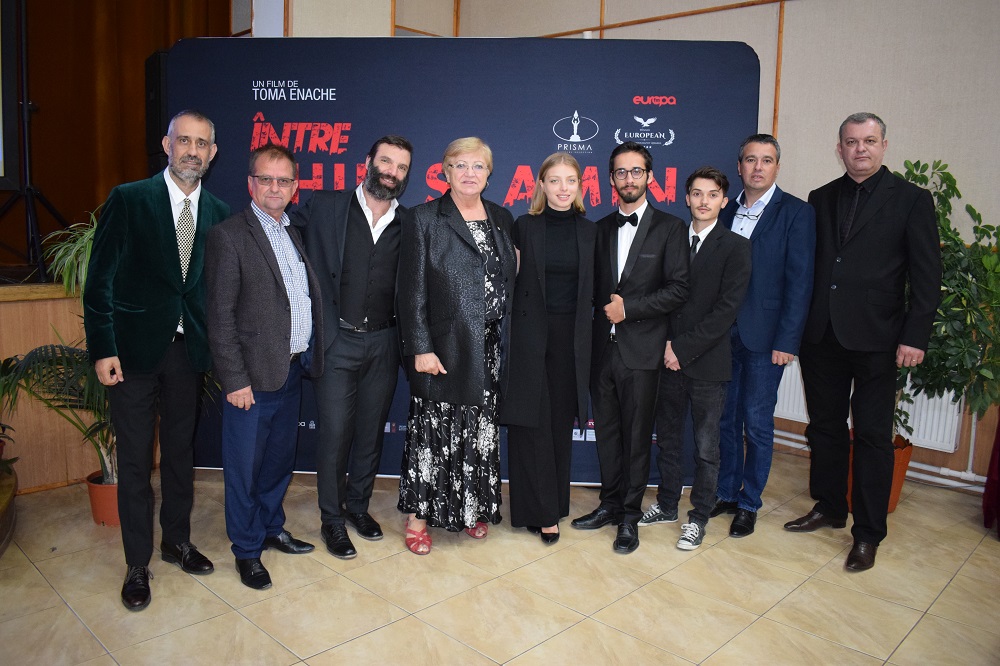CUMPĂNA: Regizorul Toma Enache a fost prezent la Casa de Cultură din localitate – FOTO