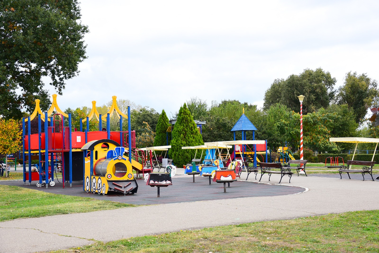 CONSTANȚA: Se închide Țara Piticilor din Parcul Tăbăcărie