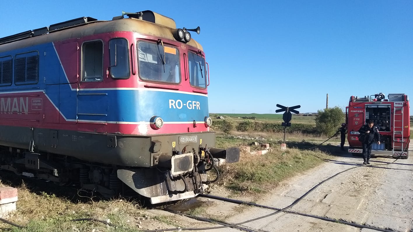 CONSTANȚA: Incendiu la o locomotivă care tracta 45 de cisterne cu combustibil