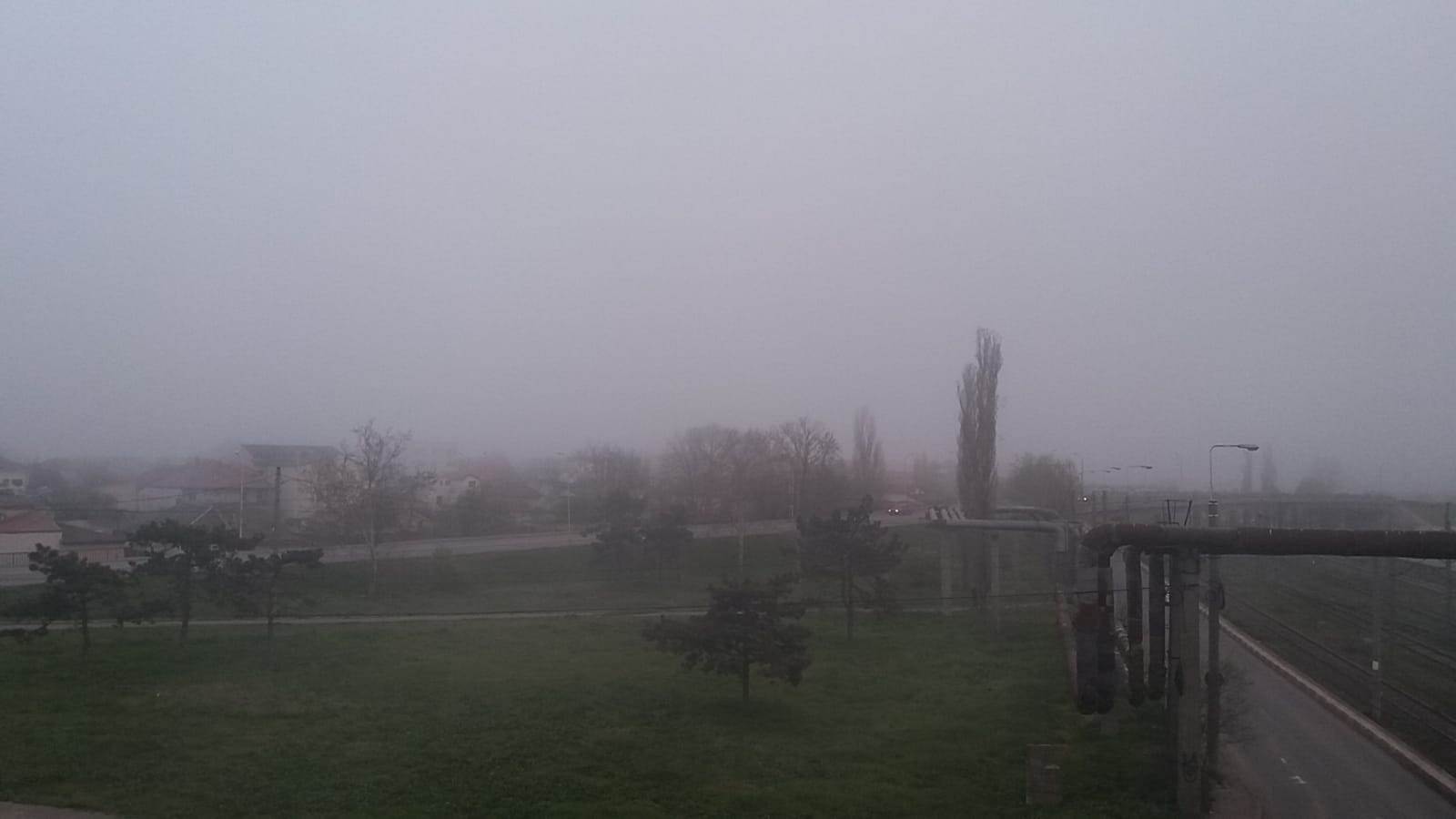 Cod galben de ceaţă. Vizibilitate redusă în sudul litoralului