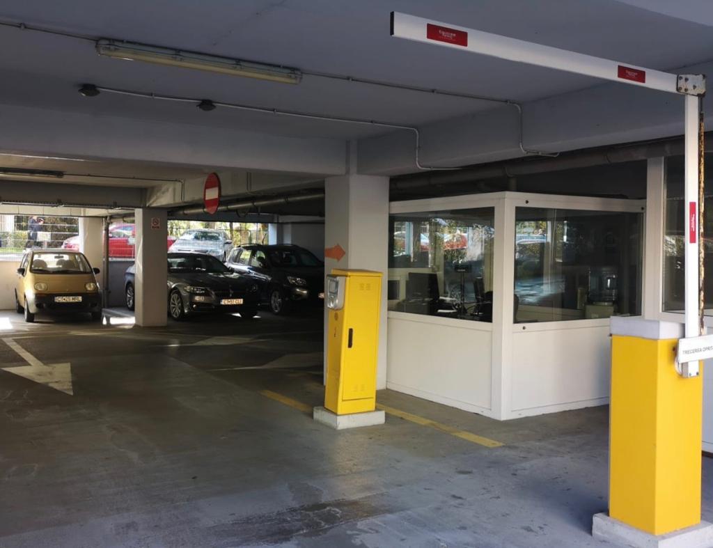 CONSTANȚA: Sistem automat de taxare la parcarea supraetajată din zona Spitalului Județean
