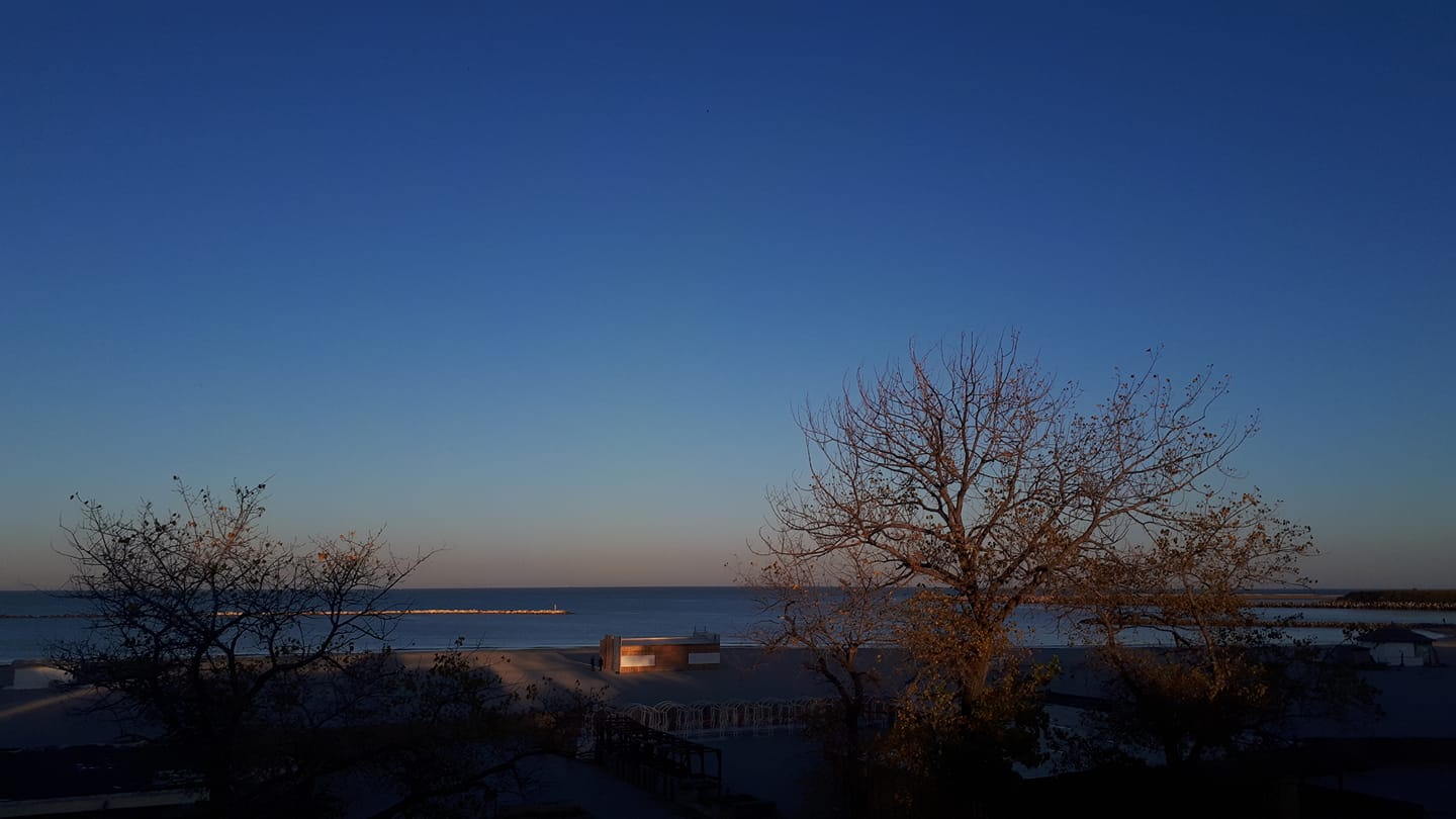 Vremea se menţine caldă în Dobrogea
