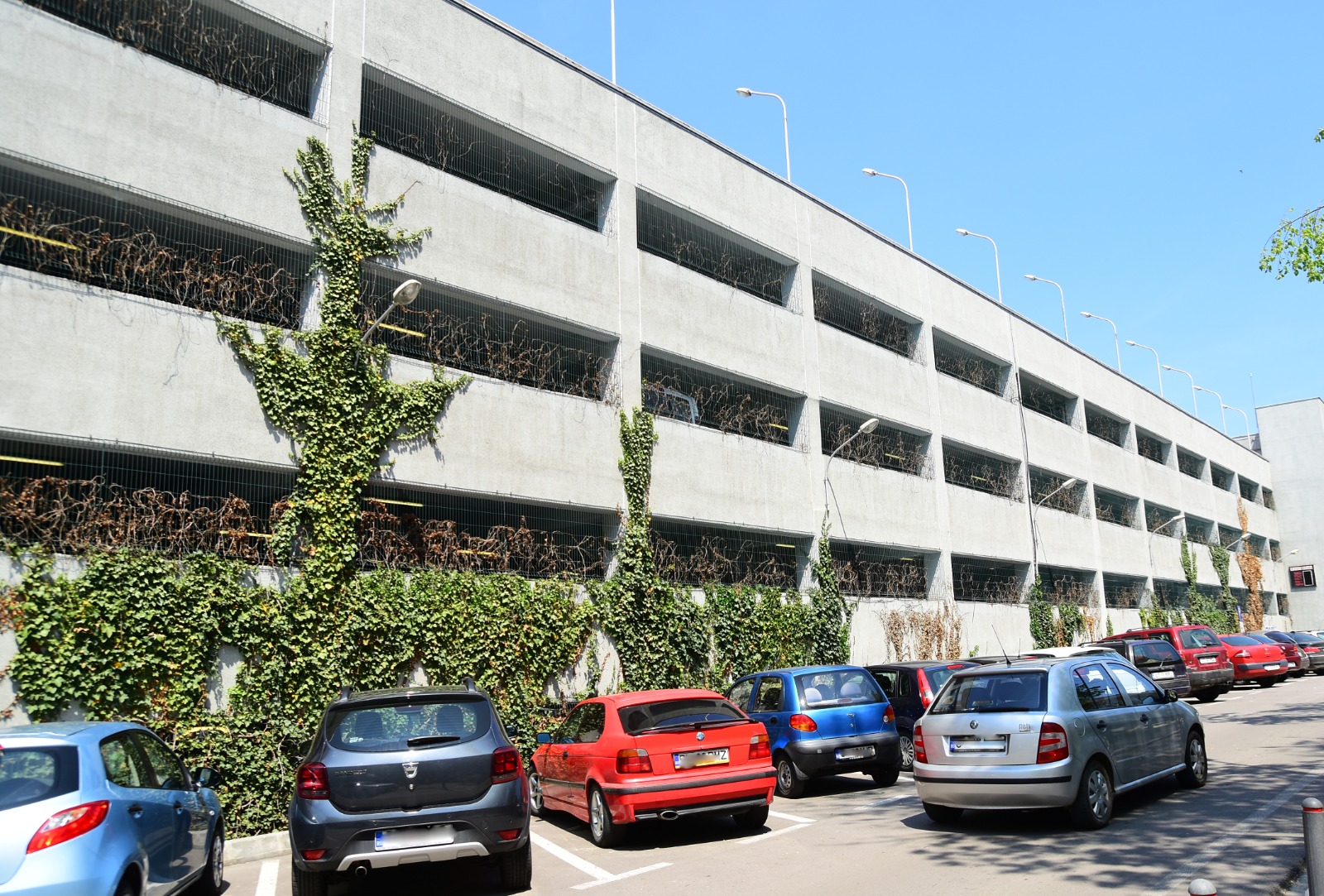 CONSTANȚA: Parcarea supraetajată din zona Spitalului Clinic Județean de Urgență va fi închisă de joi până duminică