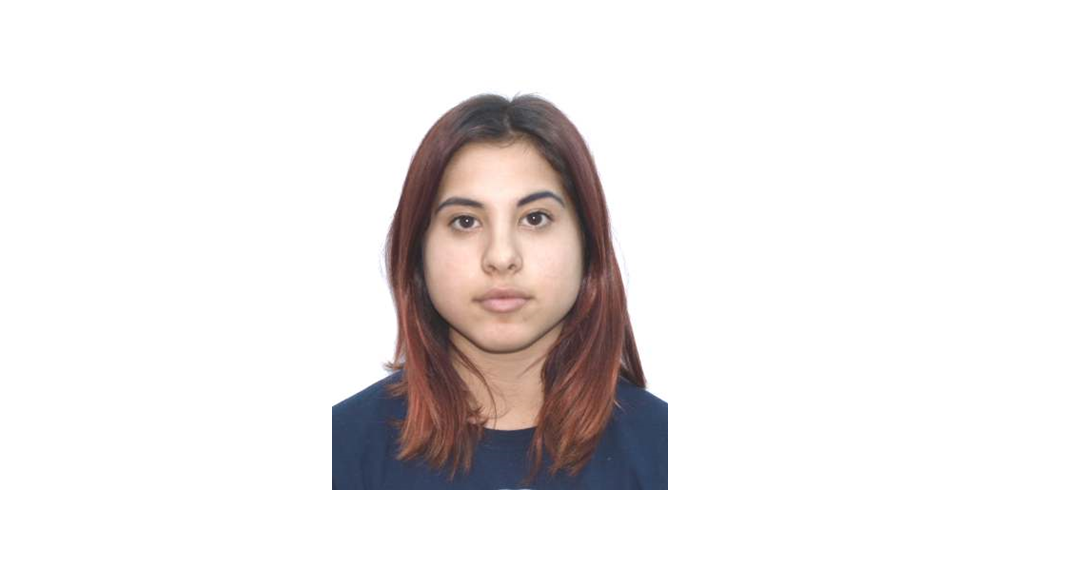 O minoră a dispărut după ce a plecat de la școală, fiind însoțită de un bărbat. Dacă ați văzut-o, anunțați autoritățile
