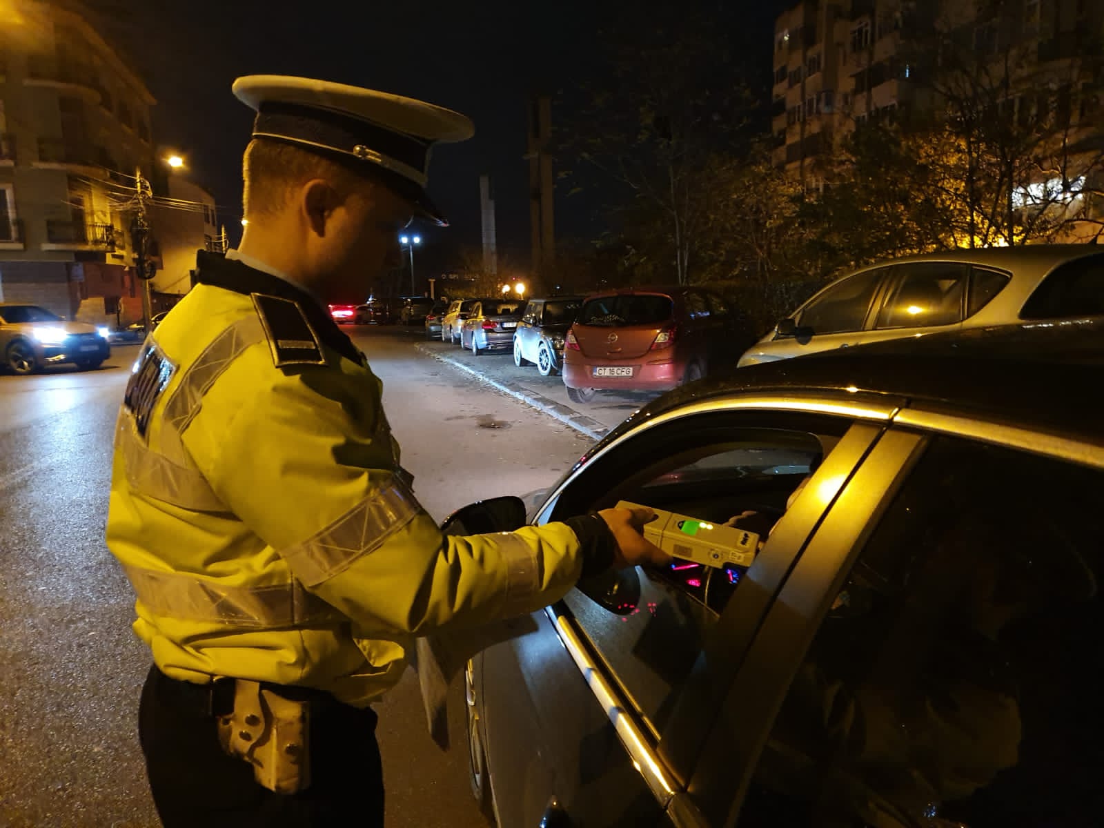 CONSTANȚA: Razie a polițiștilor din cadrul Secției 1 Poliție. Au fost aplicate 15 sancțiuni contravenționale – FOTO