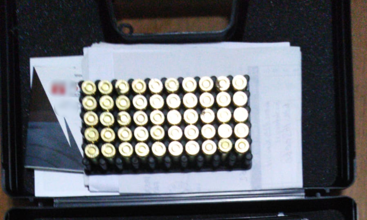Constănţean prins cu un pistol şi zeci de cartuşe, de către vameşii de la Vama Veche