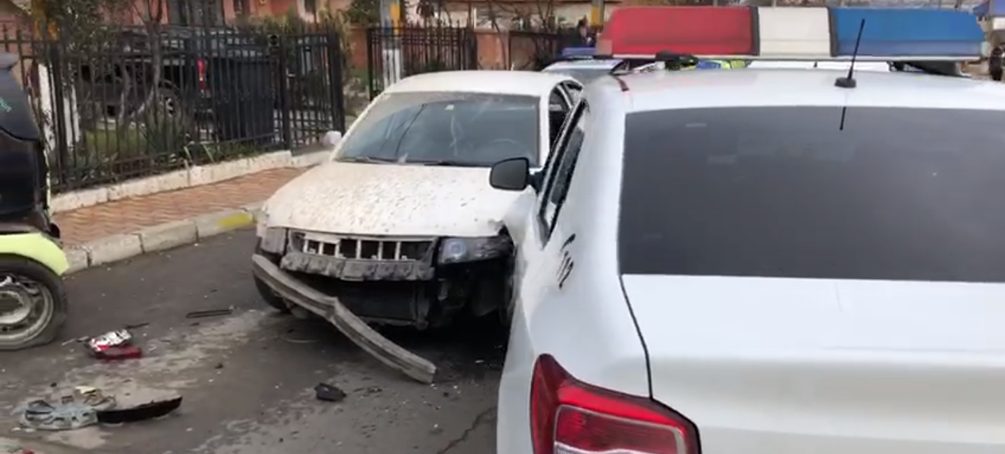 Constanţa: Şofer urmărit şi blocat în trafic la Ovidiu. Bărbatul se afla sub influența alcoolului și a drogurilor
