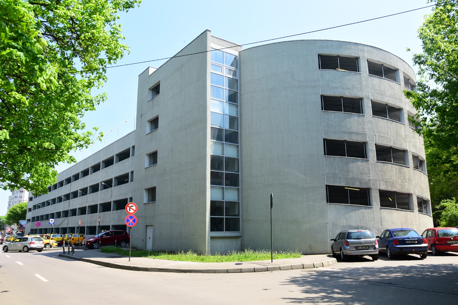 CONSTANȚA: Parcarea supraetajată din zona Spitalului Județean, închisă timp de trei zile
