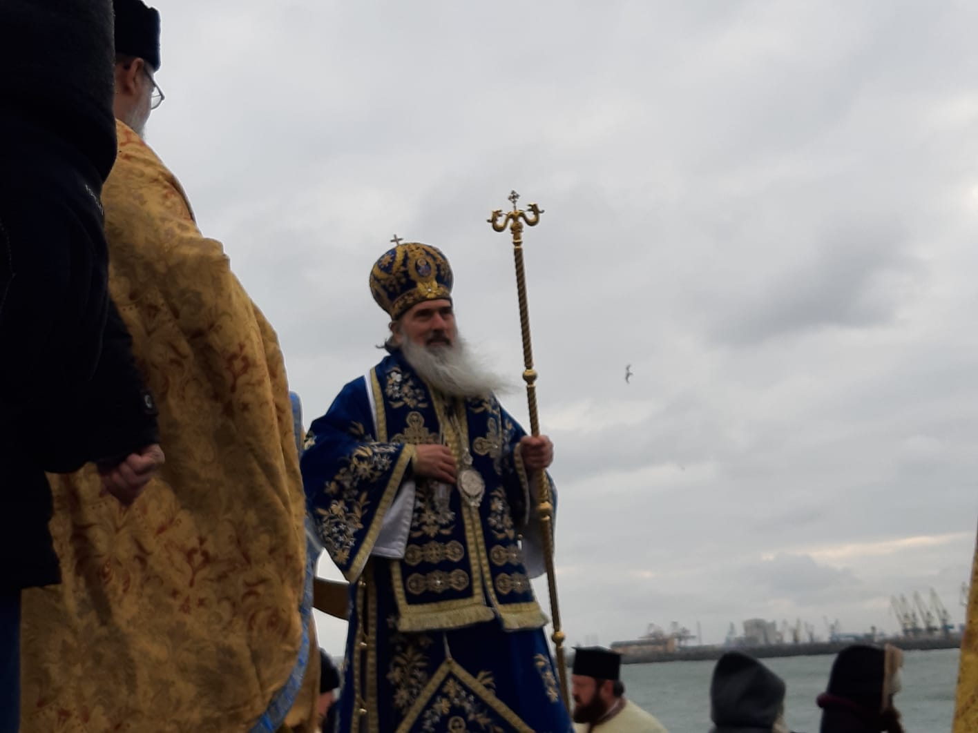 CONSTANȚA: O nouă amânare a pronunţării Curţii de Apel în dosarul arhiepiscopului Teodosie, judecat pentru cumpărare de influenţă