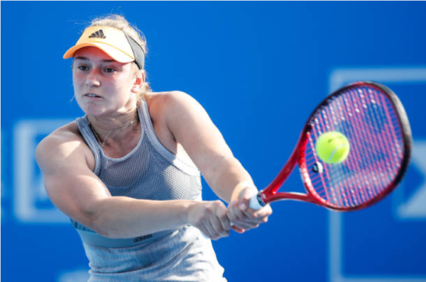 Elena Rybakina s-a retras din turneul de la Doha