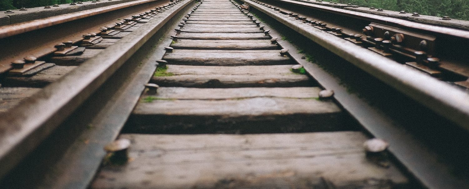 Un vagon din compunerea unui tren privat de marfă a deraiat la Medgidia
