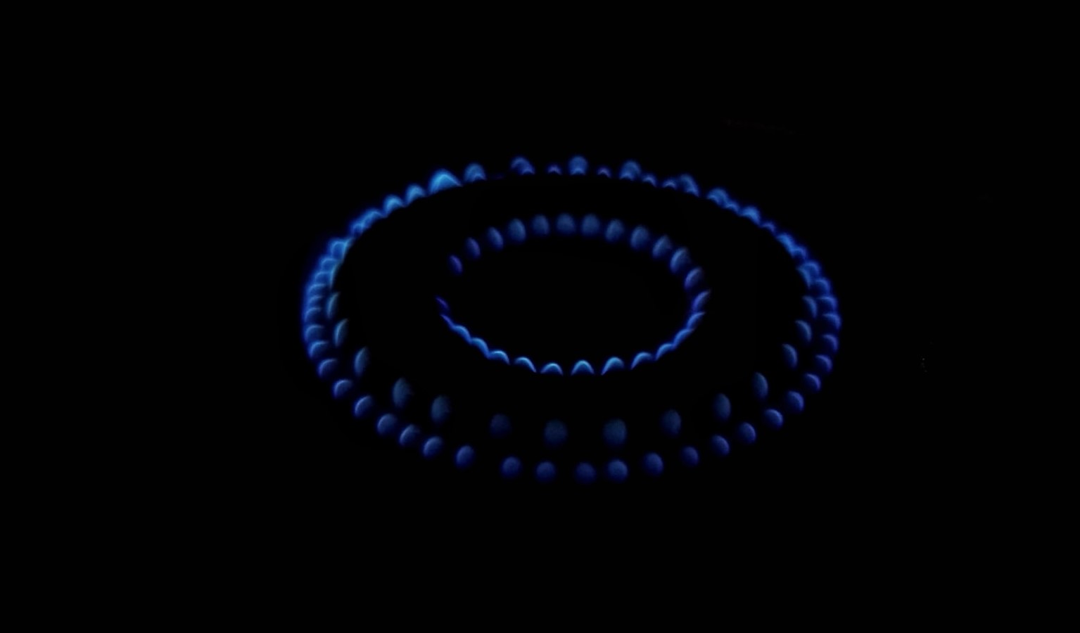 Ministerul Energiei: Preţurile facturilor la gaze naturale şi electricitate, în scădere cu 25%, respectiv 15%, în luna aprilie