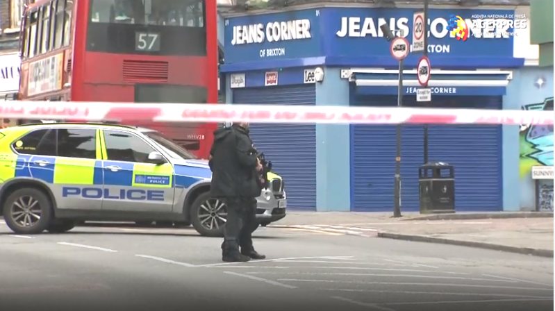 VIDEO: Incident terorist în LONDRA. Un bărbat a fost împușcat de poliție