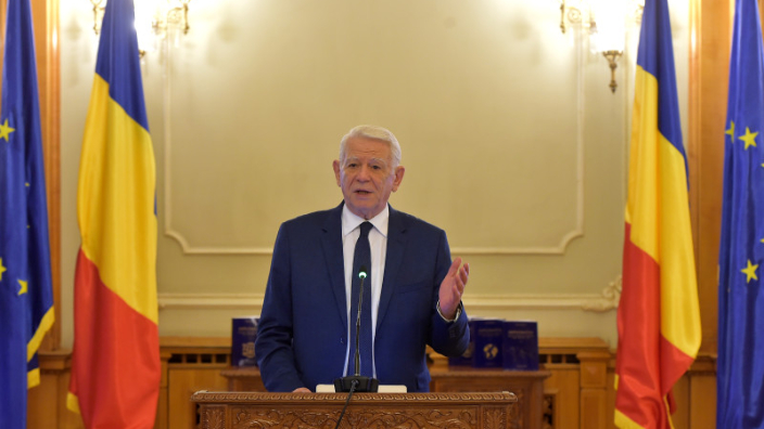 Teodor Meleşcanu a demisionat de la şefia Senatului