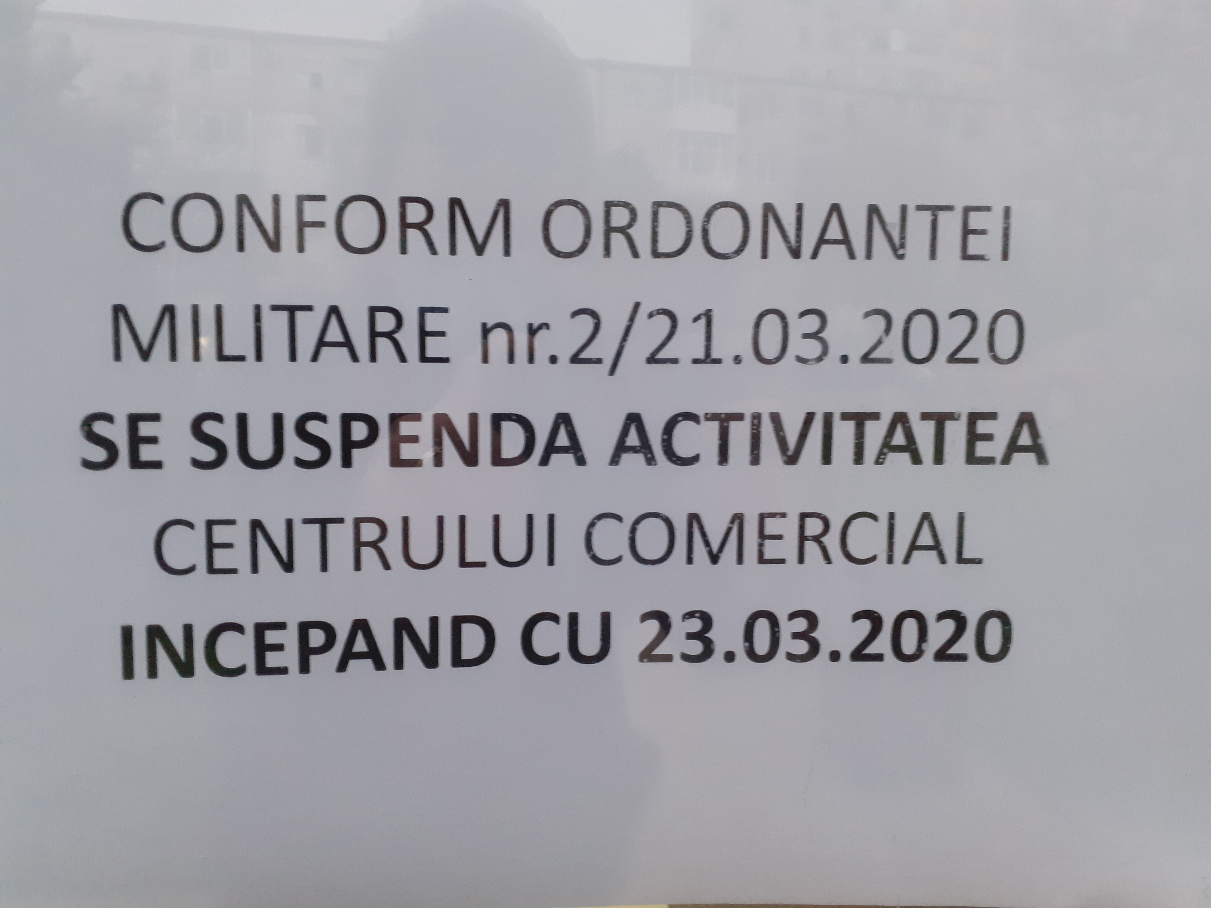 Mall-urile rămân ÎNCHISE în perioada următoare