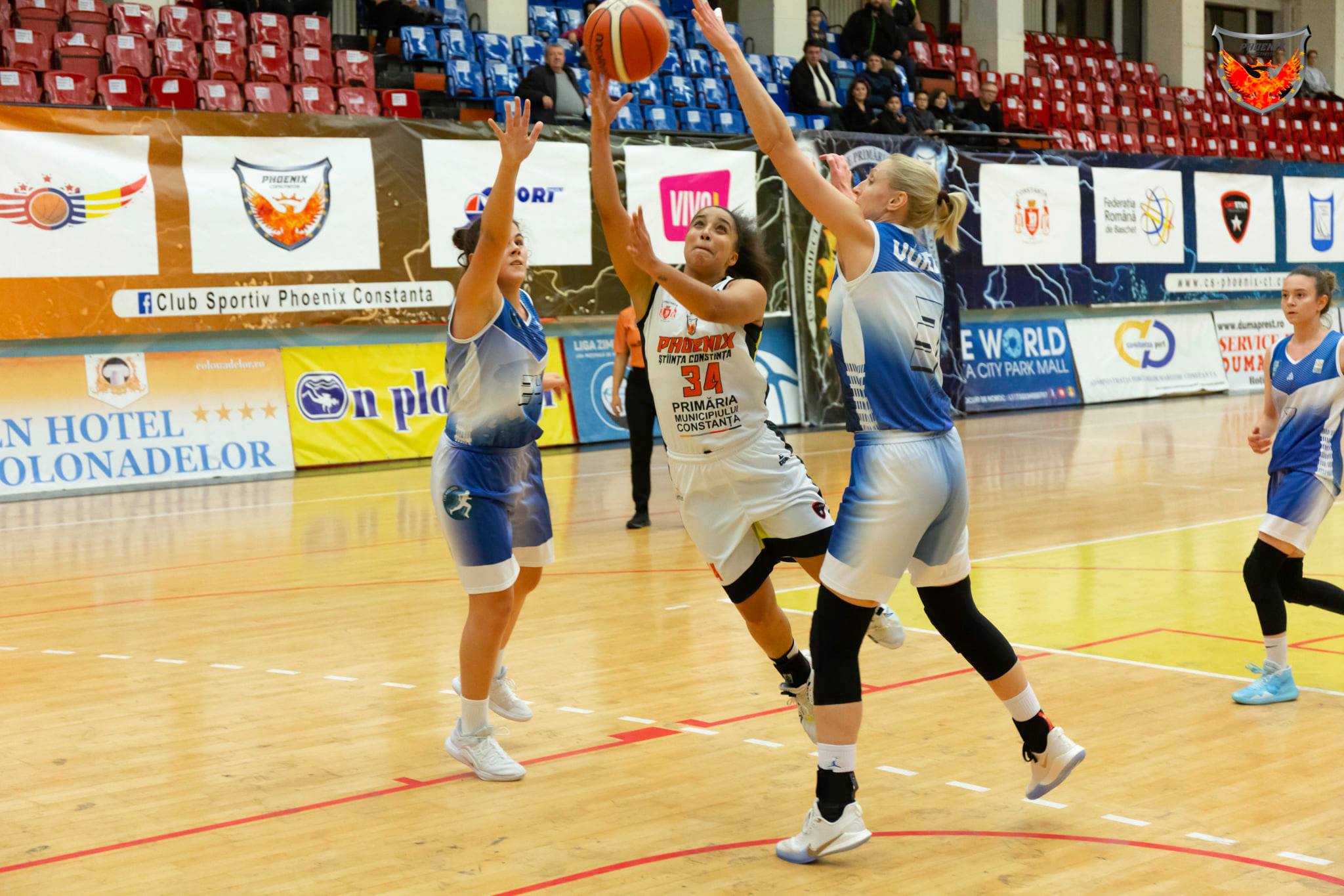 Phoenix-Ştiinţa Constanţa a pierdut în fața primei clasate