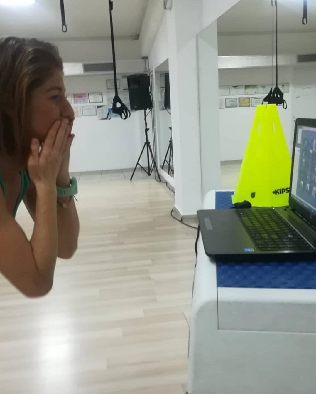Dina Ivanov, antrenoare de aerobic, nutriționist și psihoterapeut: Antrenamente online pentru fizic și psihic