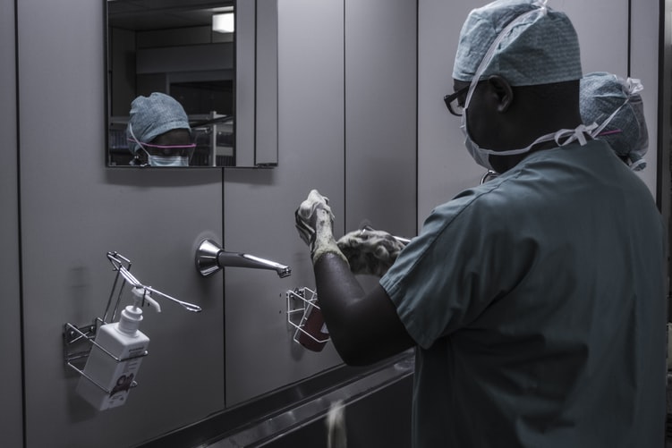 La Spitalul de Boli Infecțioase Constanța sunt tratați și bolnavi de COVID 19 din alte județe