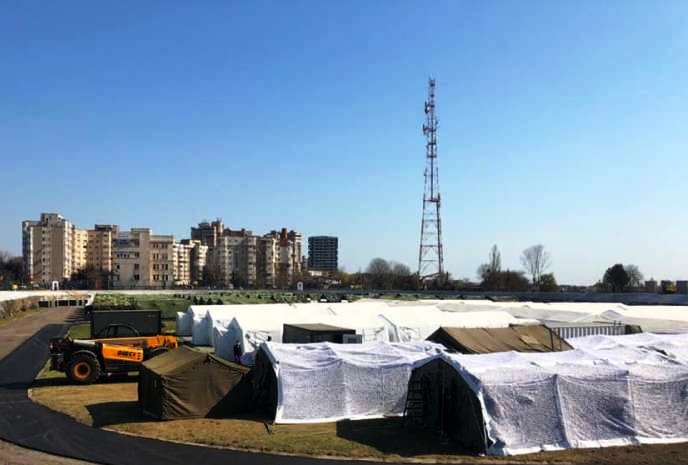 Spitalul Militar Mobil, ridicat pe stadionul Portul din Constanța, se pregătește să primească pacienți