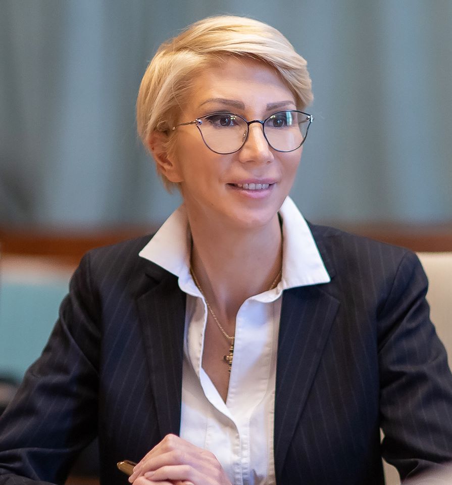 Ministrul Muncii: Din ianuarie, alocaţia pentru copii va fi 214 lei pe lună