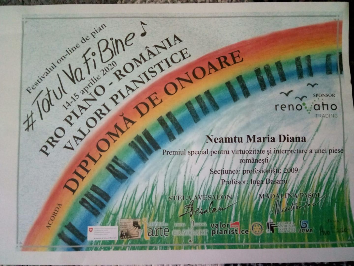 Premii în festivaluri desfășurate online, câştigate de elevii Colegiului de Arte „Regina Maria” Constanța