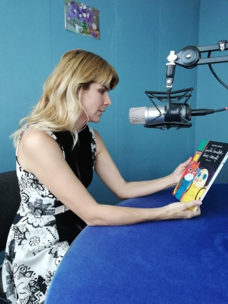 Cristina Andone, scriitor, trainer de creativitate și activist educațional a lansat cel de-al doilea volum al cărții “Școala banilor bine-crescuți”