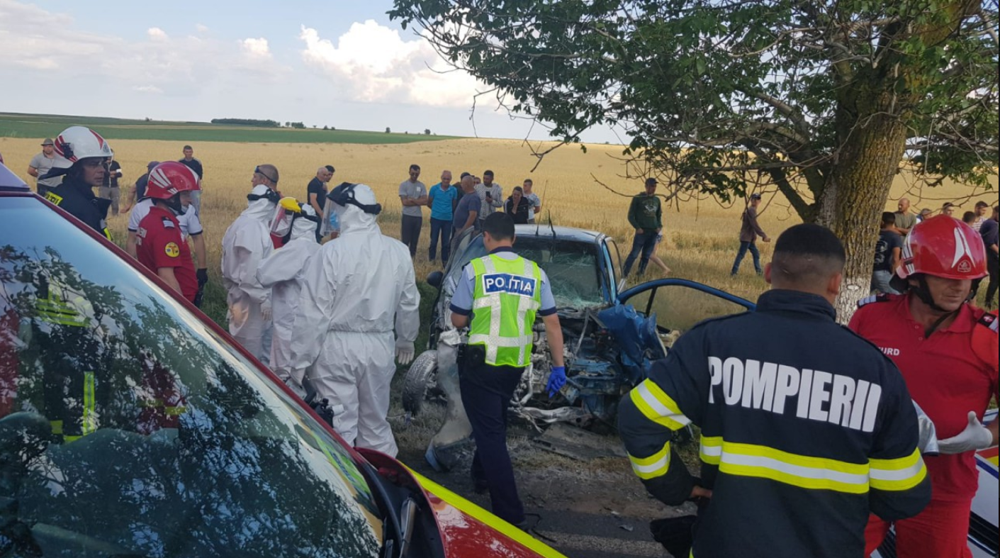 Județul Constanța: Doi morţi şi un copil rănit într-un accident pe DN 3