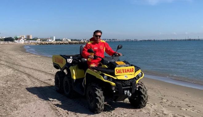 Plajele din Constanţa şi Mamaia sunt supravegheate de 120 de salvamari