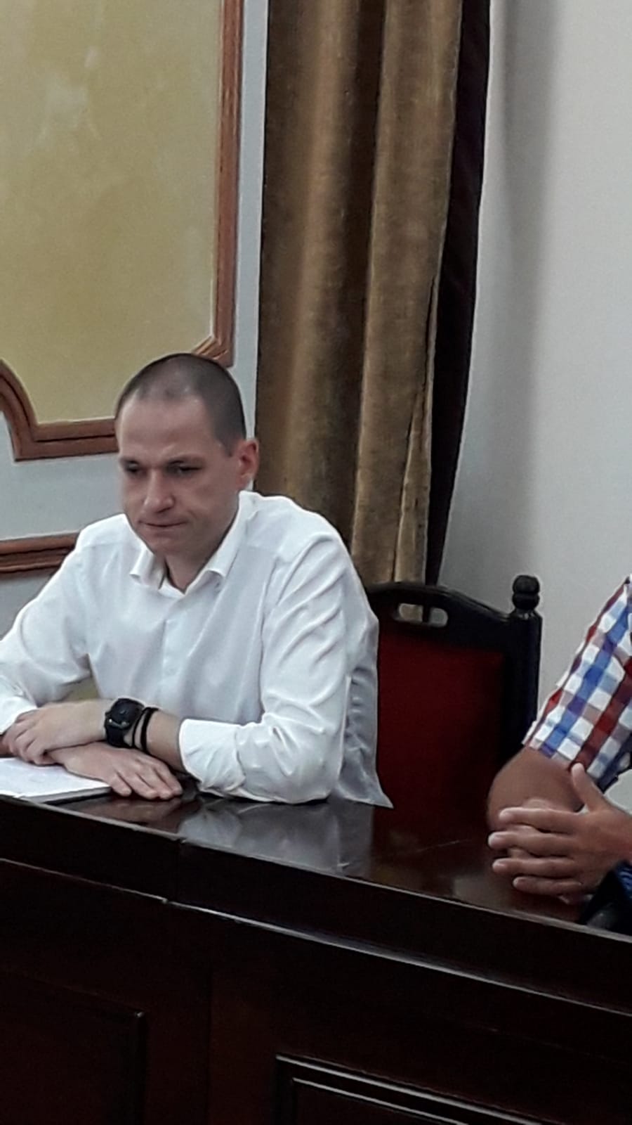 Candidatul Partidului Pro România la funcţia de primar al municipiului Constanţa, Mircea Dobre, a prezentat un proiect prin care infrastructura de transport public este transferată în subsol