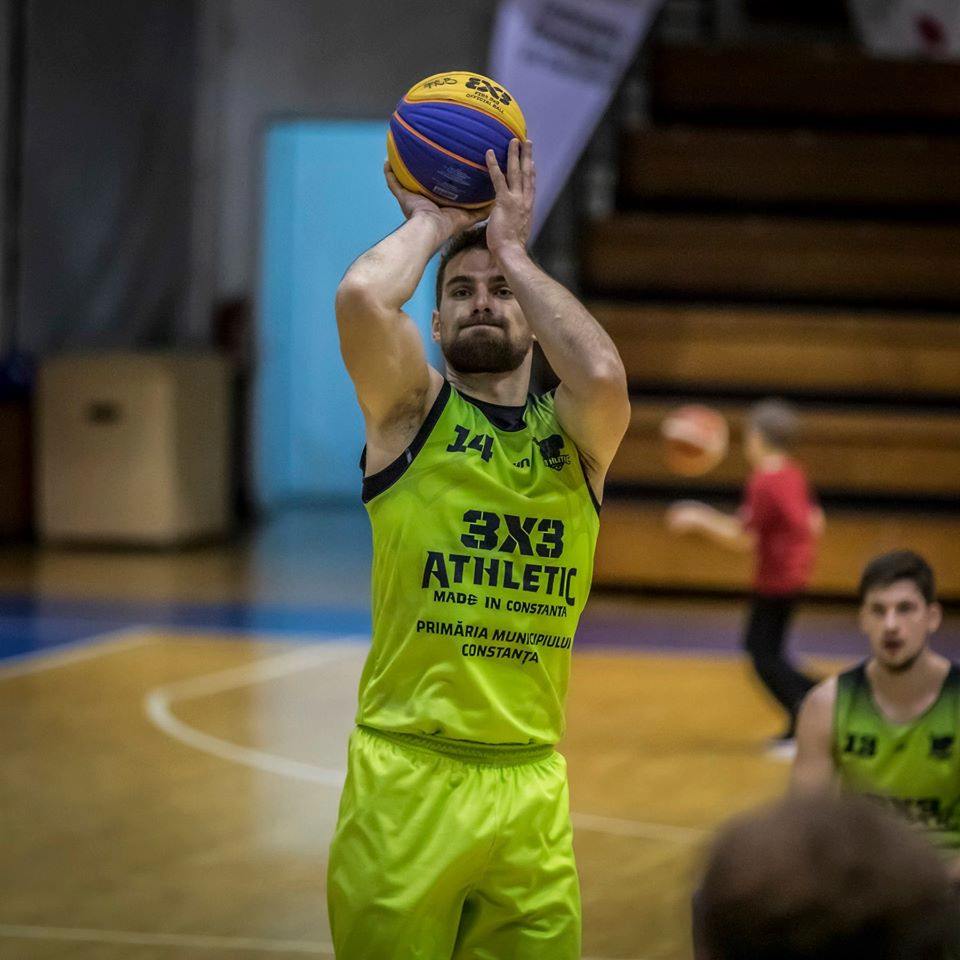 Adrian Trandafir continuă la BC Athletic Constanța
