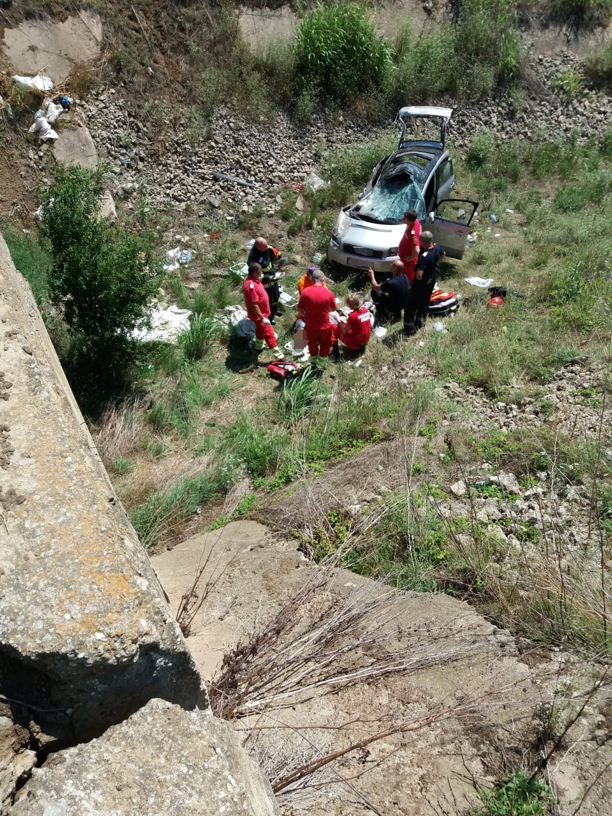 Un grav accident a avut loc între localitățile Amzacea și Pecineaga