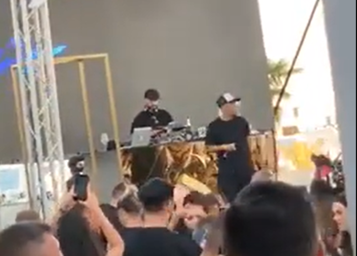 Club din Mamaia amendat cu 10.000 de lei, pentru că la un concert au asistat peste 500 de spectatori