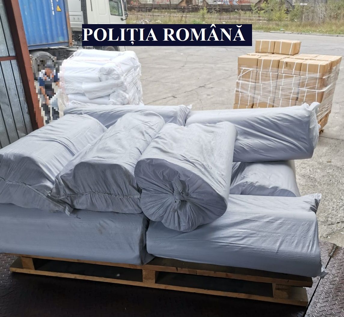 CONSTANȚA: Produse de mercerie de peste 270.000 de lei, ridicate de polițiști
