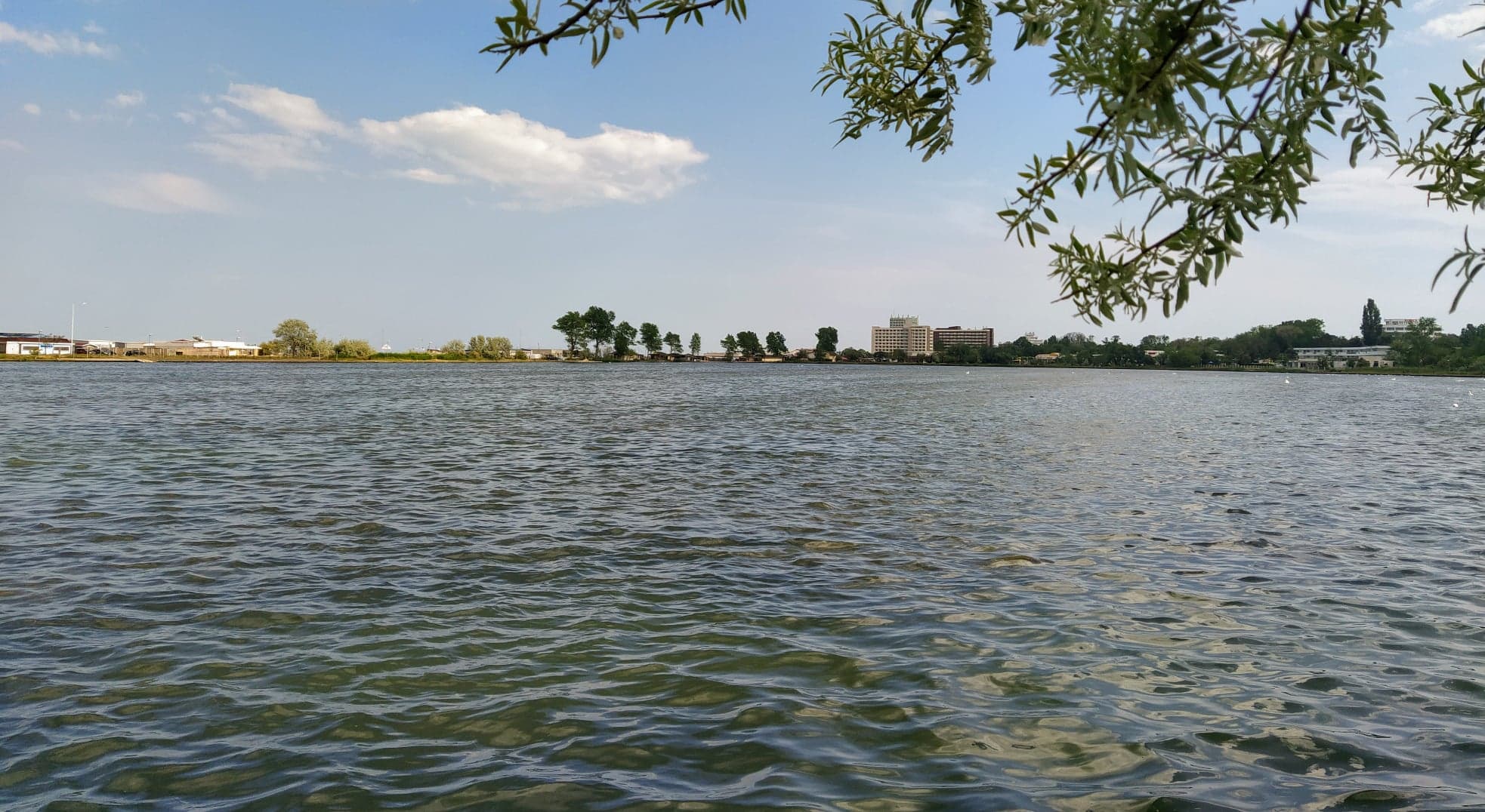 Vremea va fi normală termic, în Dobrogea și pe litoral