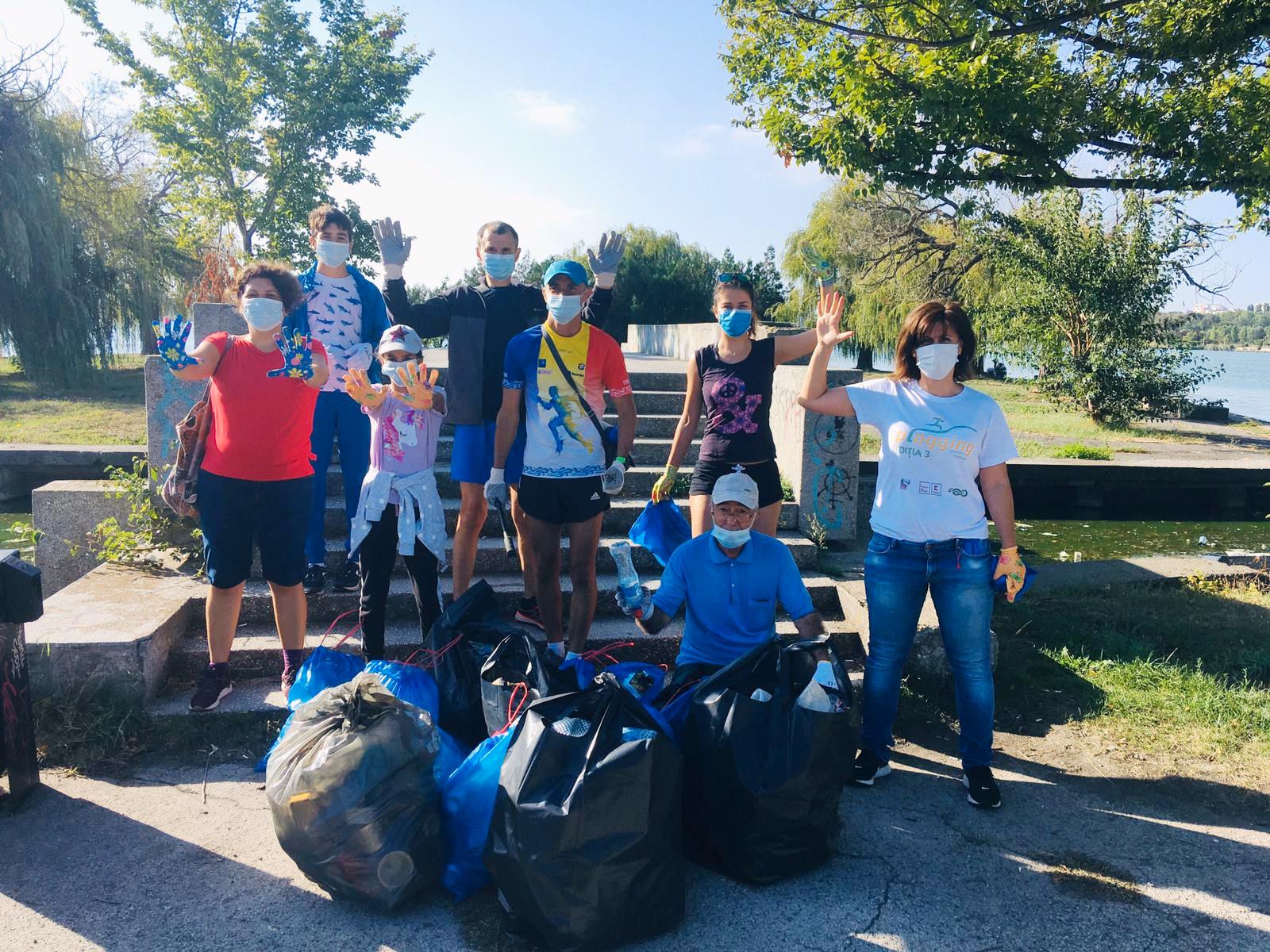 Acțiunea de ecologizare din Parcul Tăbăcărie s-a încheiat cu succes