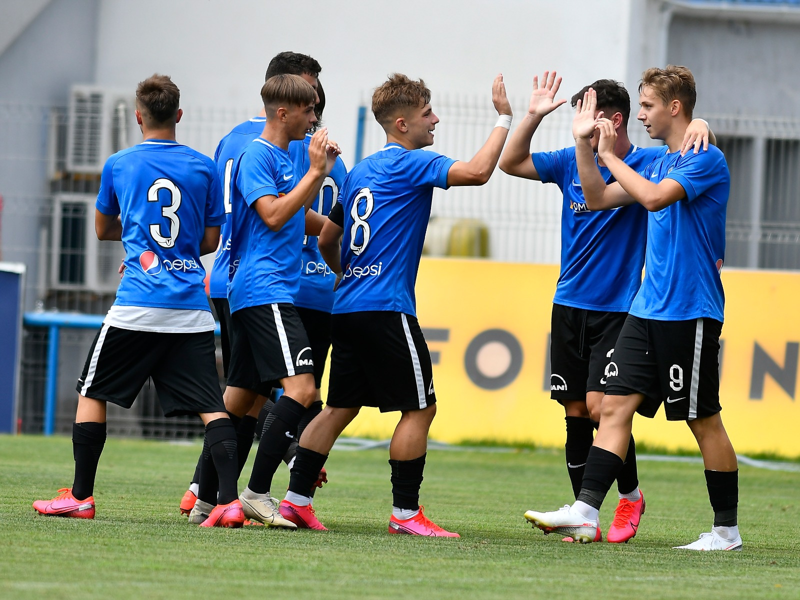 Cluburile cu echipe în Liga Elitelor primesc bani de la FRF pentru testele COVID-19