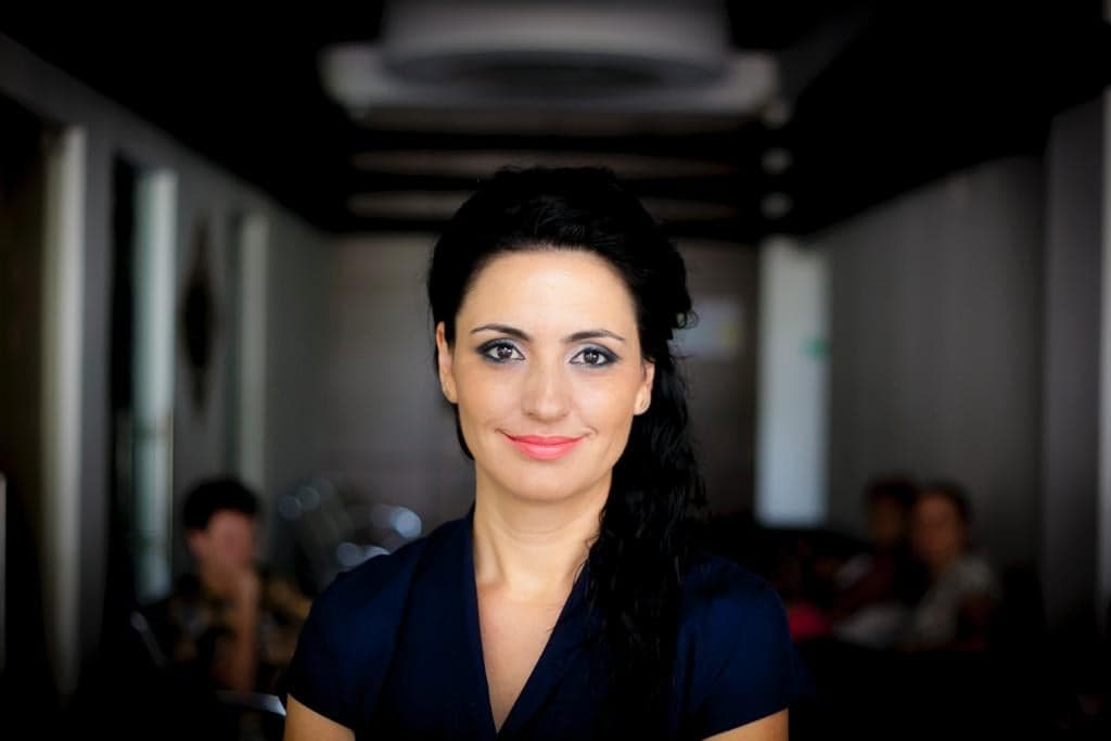Astăzi este Ziua Mondială a Vederii | Interviu cu Fildis Mrini, medic specialist oftalmolog