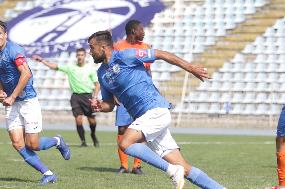 FC Farul Constanța a pierdut pe final meciul cu Rapid