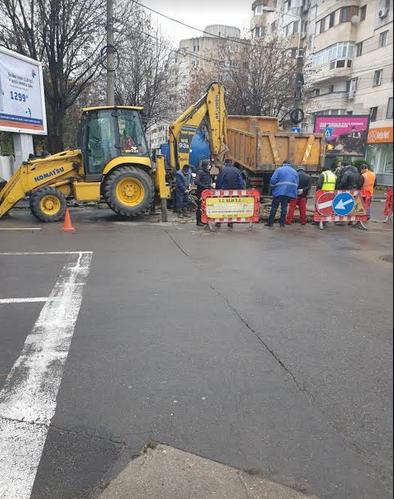 CONSTANŢA: Traficul auto este restricţionat pe bulevardul Mamaia, din cauza unei avarii RAJA