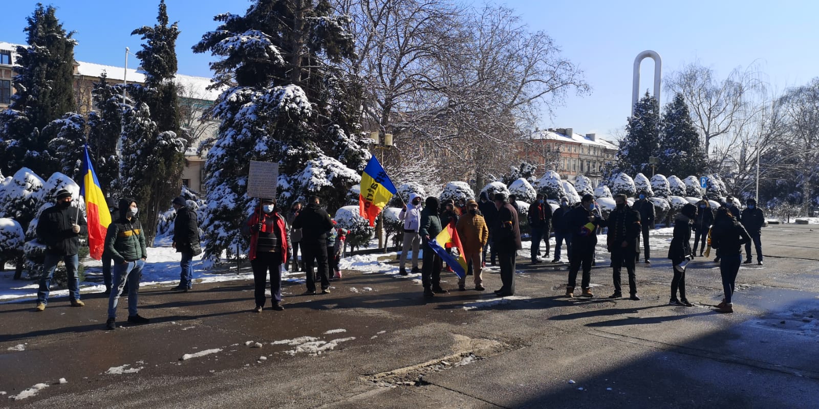 CONSTANȚA: Protest organizat de asociația Patriot împotriva vânzării de active de la companiile de stat din România