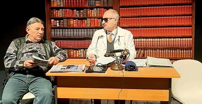 Trupa Thetis, a Asociației Nevăzătorilor – filiala Constanța, invitaţie la teatru. Astăzi are loc premiera comediei romantice „Iată femeia pe care o iubesc!”