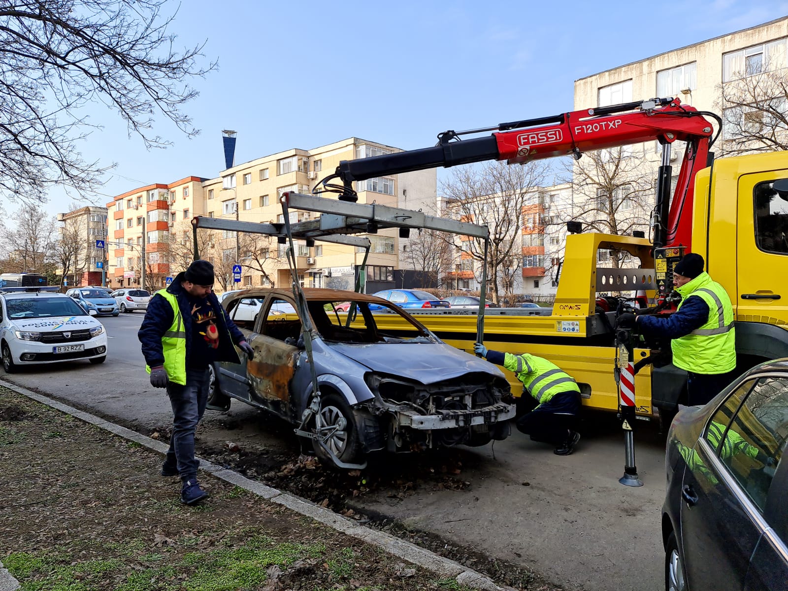 CONSTANŢA: 24 de autovehicule abandonate au fost ridicate de pe domeniul public
