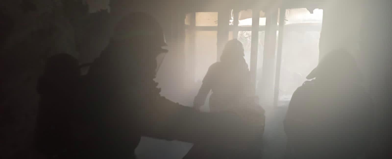 TULCEA: Un incendiu a izbucnit într-un apartament din oraş. Ce spun pompierii despre sursa de la care a pornit focul