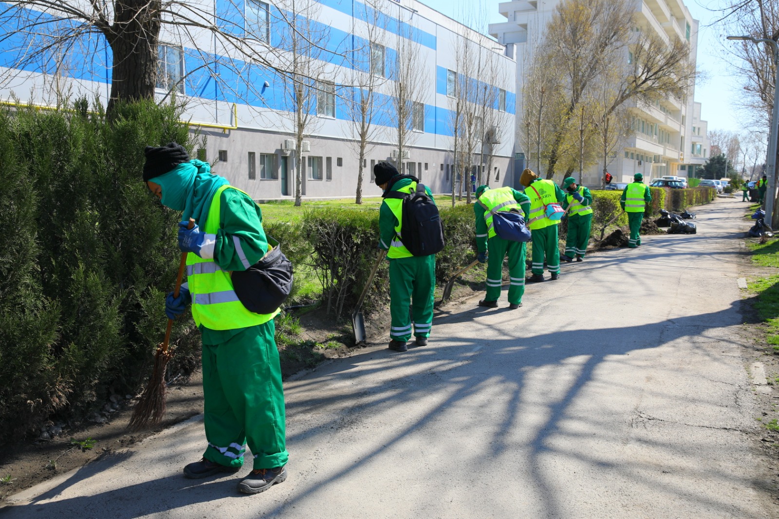 Curăţenie generală în staţiunea Mamaia