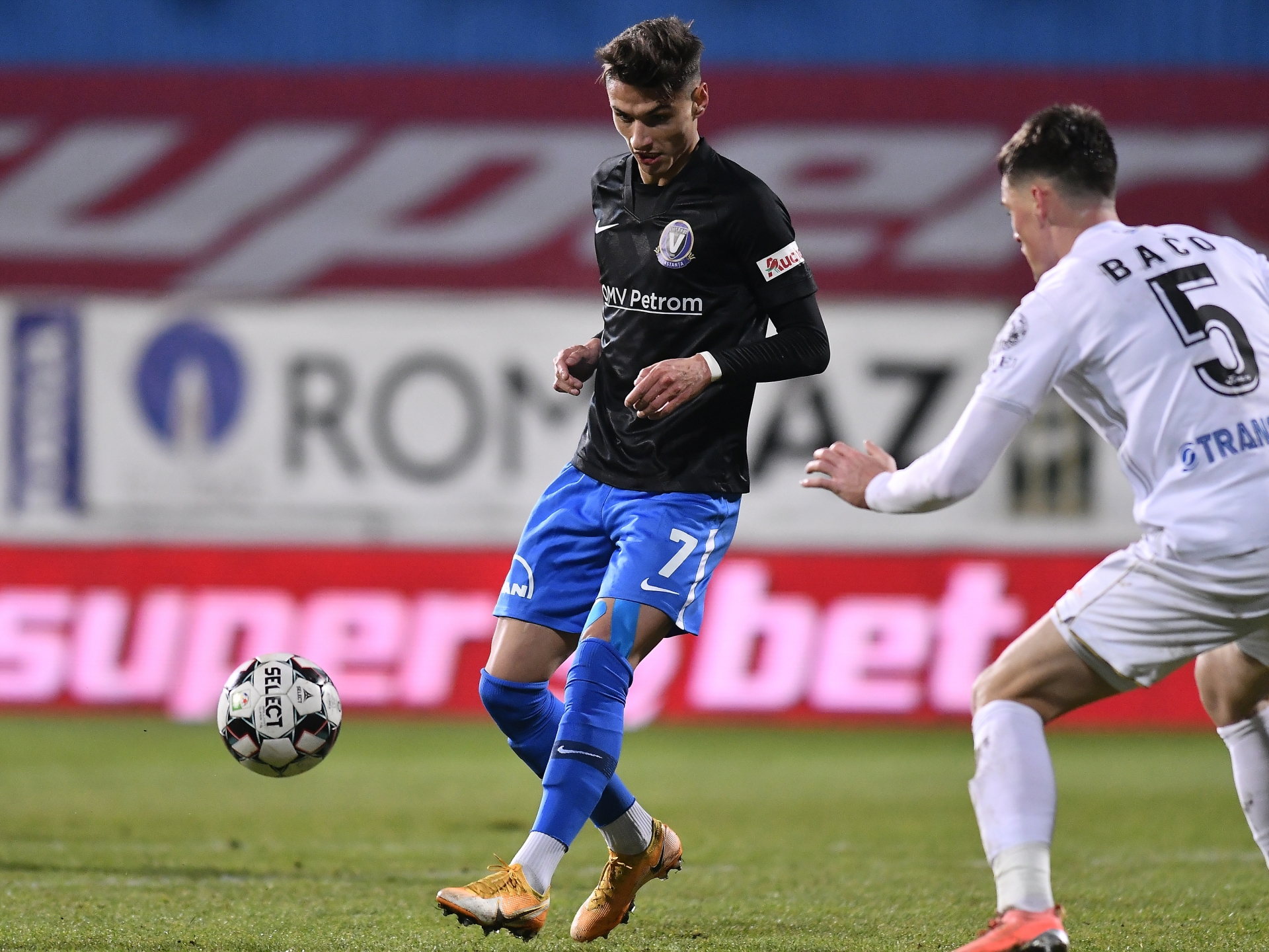 FC Viitorul Constanța începe vineri meciurile din play-out la Arad