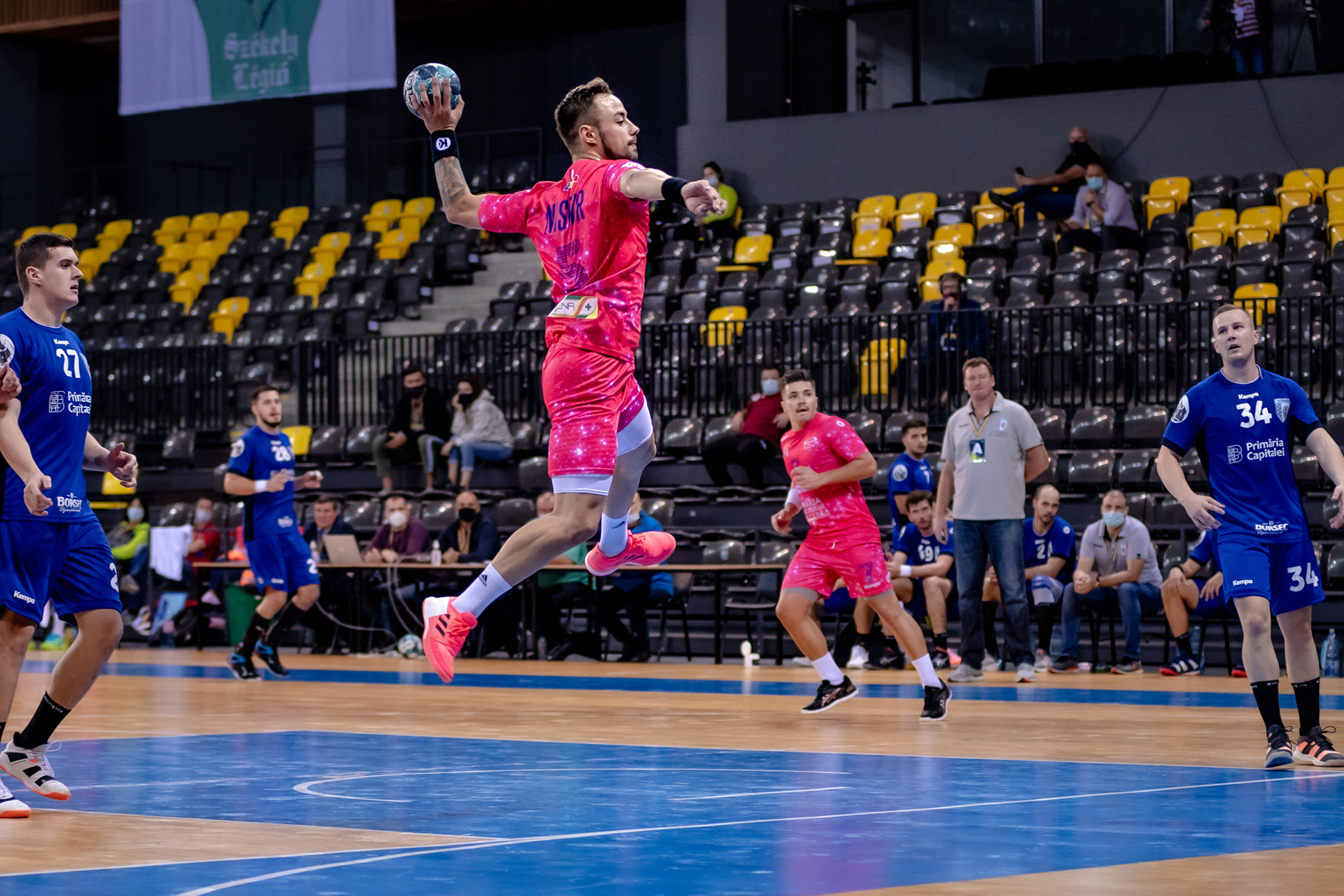 HC Dobrogea Sud Constanța câștigă derby-ul cu Dinamo București
