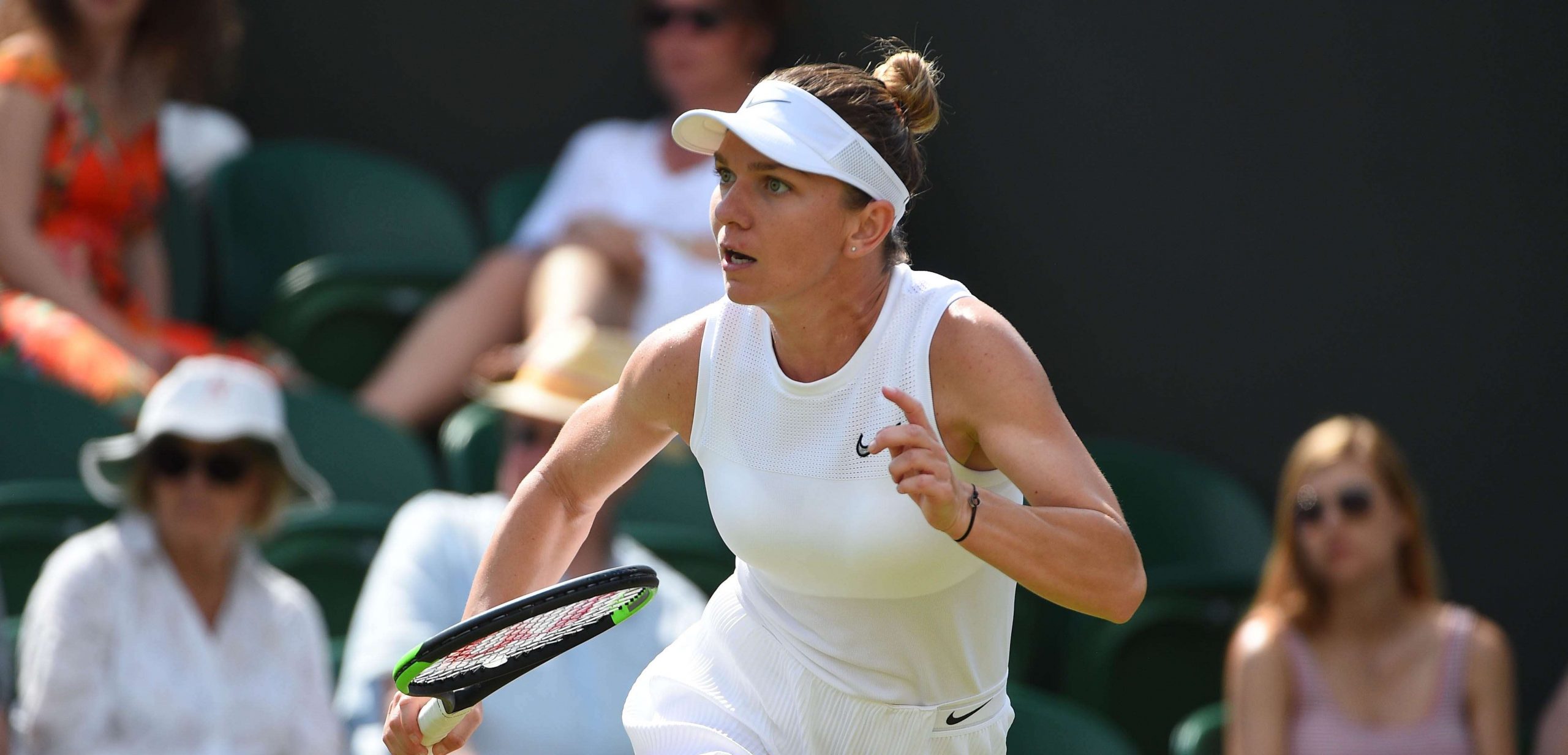 Simona Halep se confruntă astăzi cu Marketa Vondrousova la Stuttgart