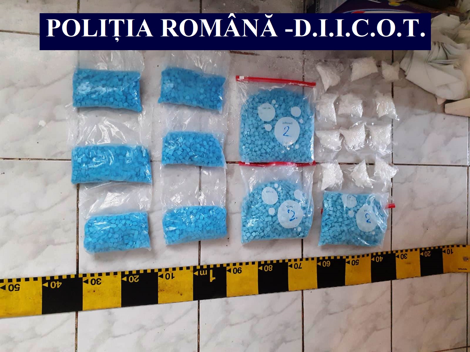 MAMAIA NORD: Peste 2 kilograme de droguri depistate. Un bărbat a fost arestat