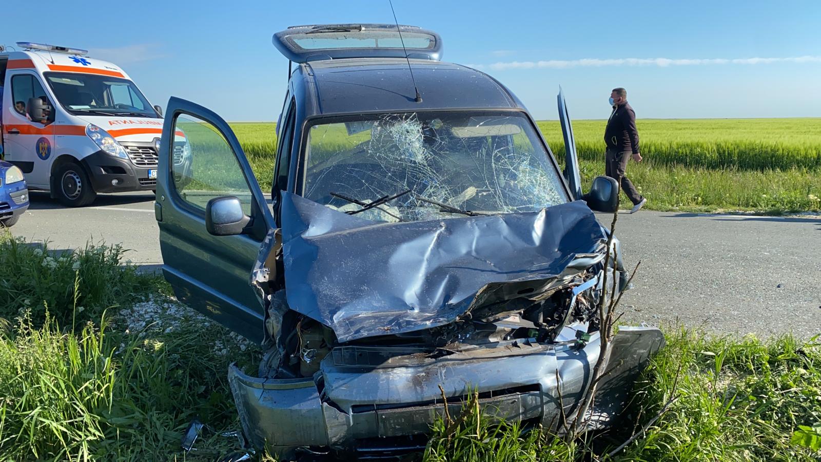 Județul CONSTANȚA/FOTO: Accident rutier grav. O persoană a decedat, alte patru au fost rănite