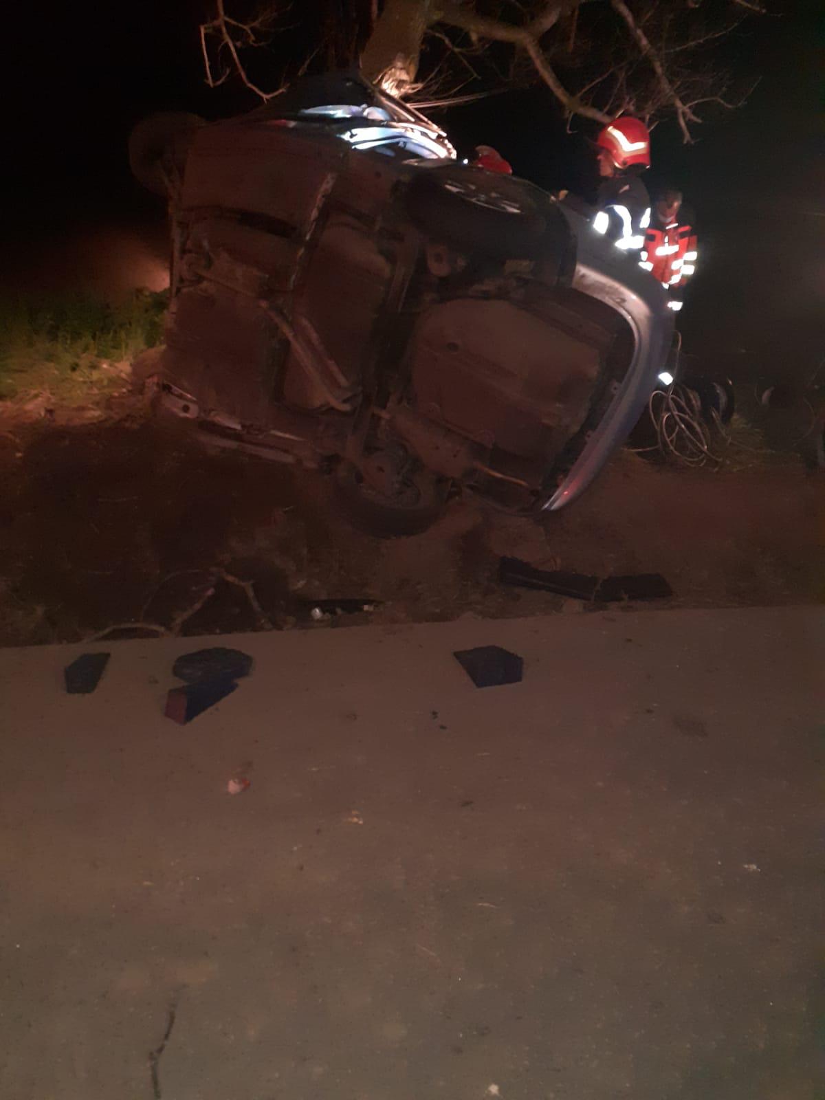 TULCEA: Un grav accident de circulaţie, cu 5 victime, a avut loc în apropierea localității Lunca